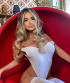 Мая, 28 лет — госпожа со страпоном